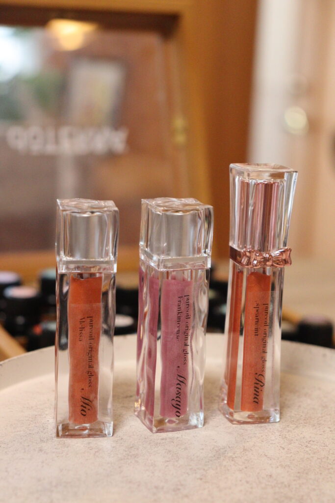 私を彩るナチュラルグロスワークショップ［<ruby><rb>RawmyCafe</rb><rt>ローマイカフェ</rt></ruby>］