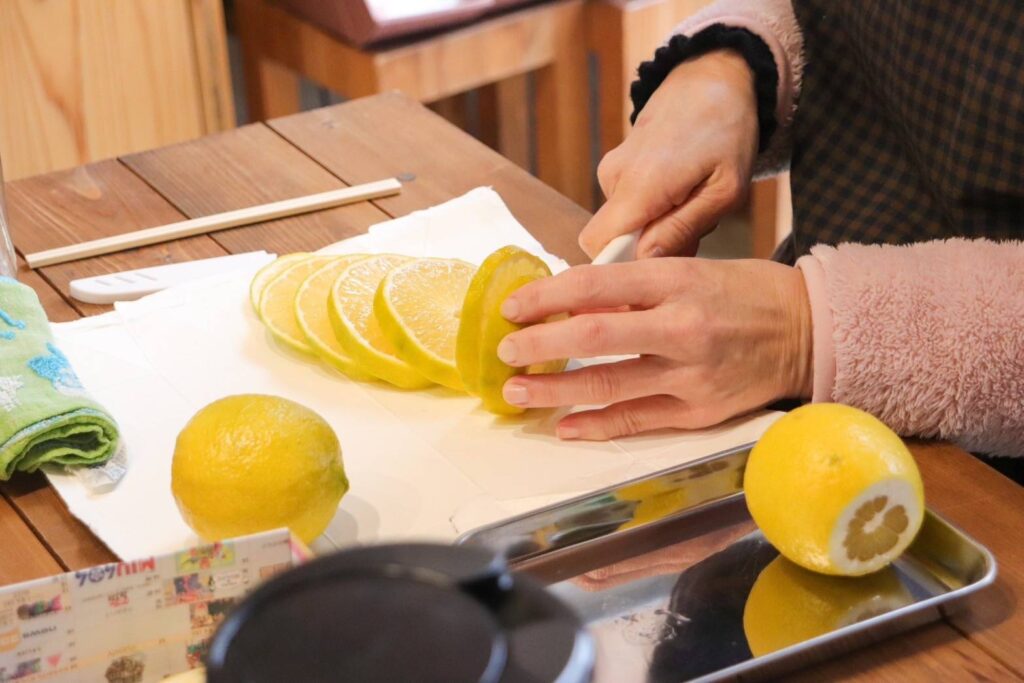 楽しく手作り！私だけのレモンシロップ［西村農園］